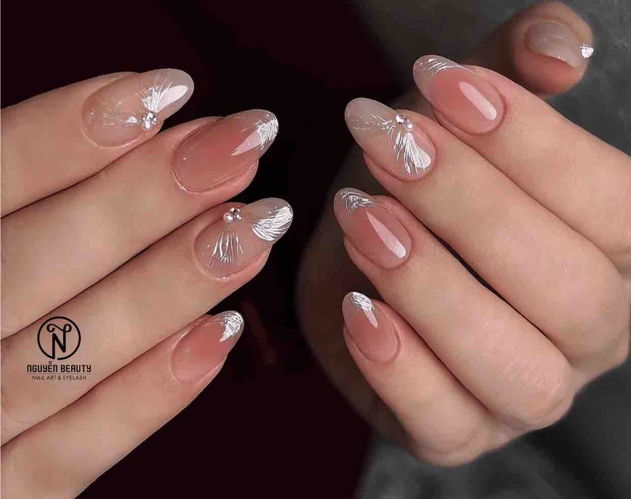 Thiết Kế Nail Hồng Nhạt Dịu Dàng