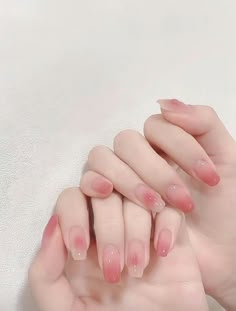 Thể hiển cá tính qua Nail Pastel