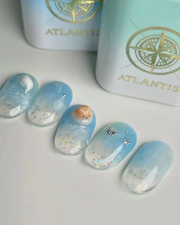 Các sắc thái nail màu xanh dương đẹp cho mùa hè
