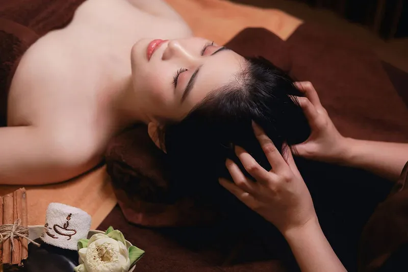 Mái tóc sạch sẽ, bóng mượt và khỏe mạnh sau liệu trình gội đầu dưỡng sinh